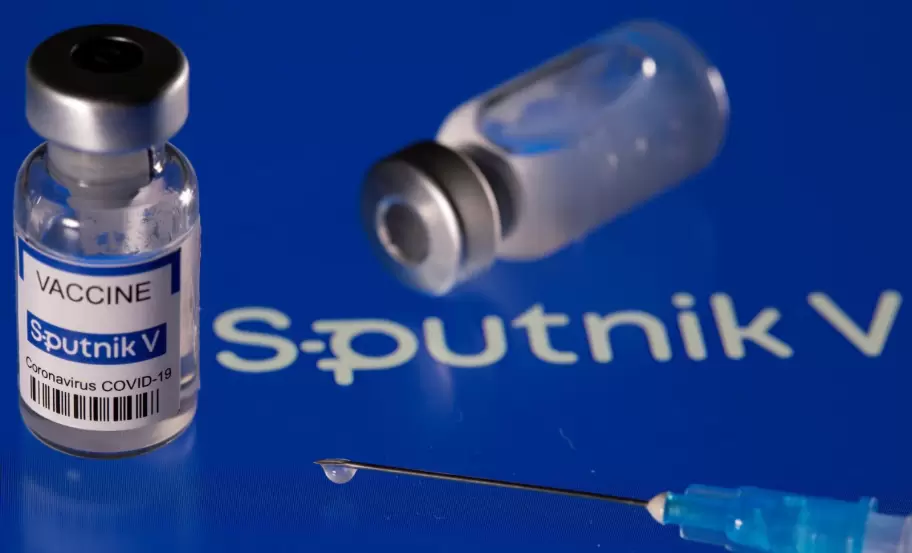 El fallo por la muerte de una joven tras recibir la Sputnik V reabrió el debate