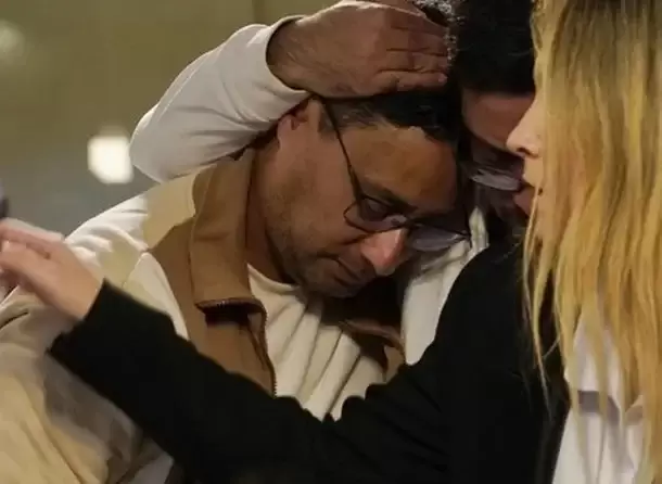 El padre de Agostina Vega complemente quebrado