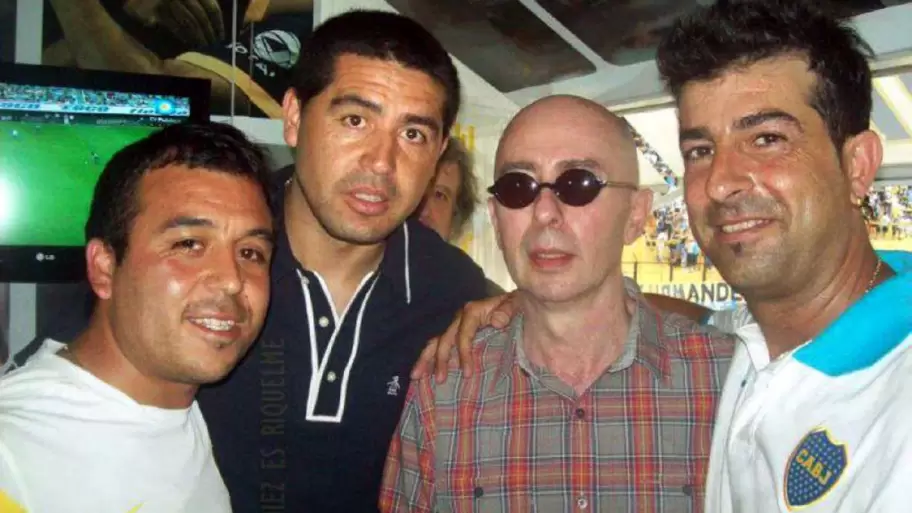 Juan Rom�n Riquelme y Carlos "El Indio" Solari en los palcos VIP de "La Bombonera".