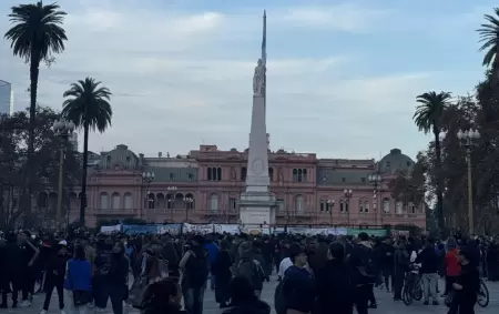 La "misa ricotera" en Plaza de Mayo