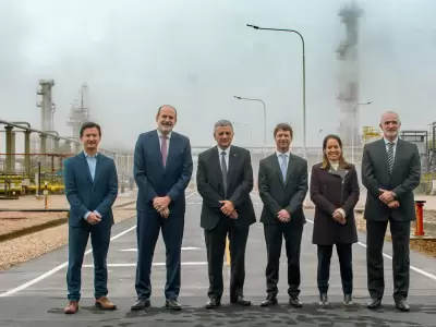 Mega inaugur� una obra de USD 260 millones en Bah�a Blanca
