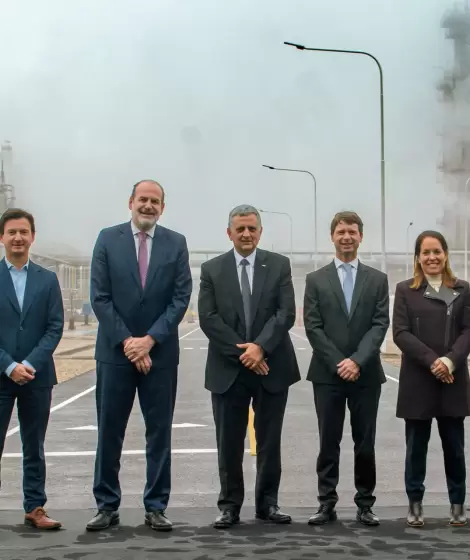 Mega inaugur� una obra de USD 260 millones en Bah�a Blanca