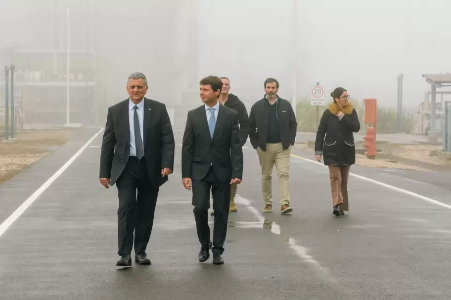 Mega inauguró una obra de USD 260 millones en Bahía Blanca