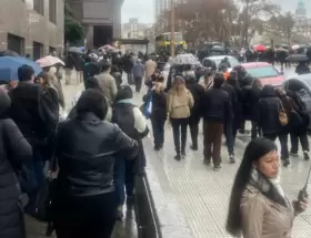 Una amenaza de bomba oblig� a evacuar el ministerio de Econom�a