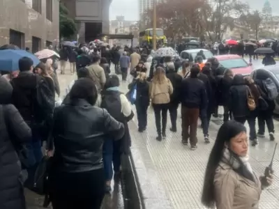 Una amenaza de bomba oblig� a evacuar el ministerio de Econom�a