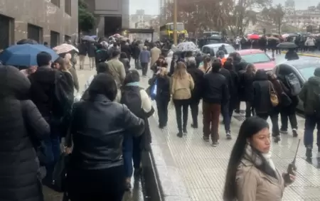 Una amenaza de bomba oblig� a evacuar el ministerio de Econom�a