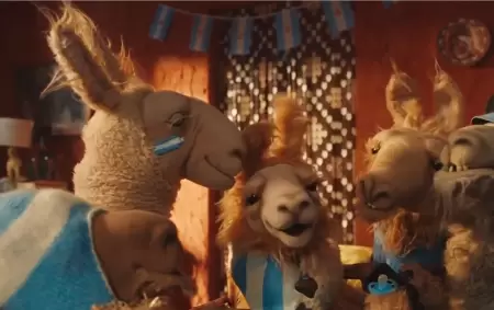 La vendetta del Grupo Clar�n con "La Llama que Llama": la publi que se volvi� viral y que apuntar�a al esc�ndalo de Adorni