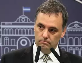 Manuel Adorni cada vez m�s expuesto.