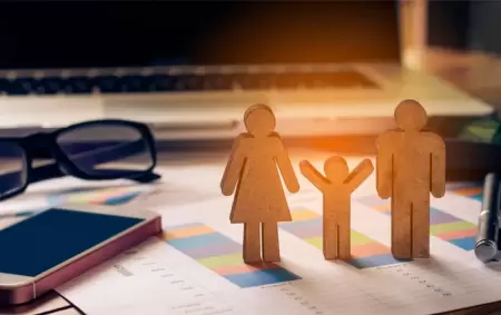 Menos hijos, menos herederos: la natalidad cae a niveles hist�ricos y el pa�s envejece aceleradamente