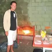 Manuel Adorni rompió el silencio, dio explicaciones y desató una cascada de memes