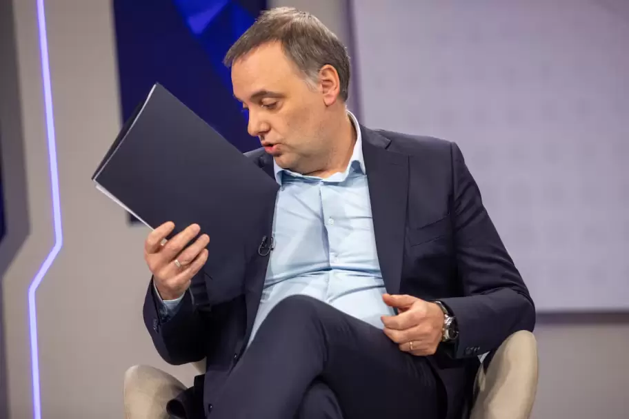 Manuel Adorni