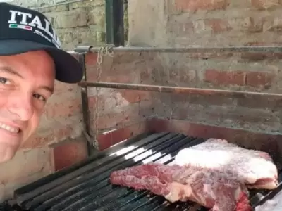 Los asados de Manuel Adorni