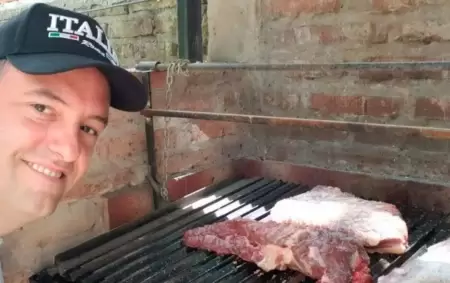 Los asados de Manuel Adorni