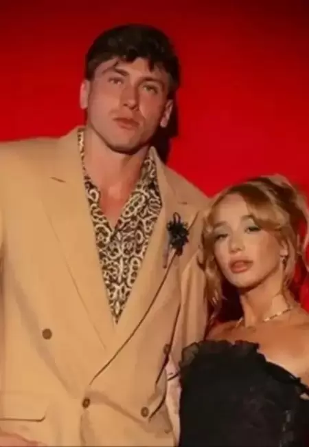 �ngela Torres y Marcos Giles