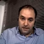 Las grietas del relato de Adorni: un viejo video contradice la versión sobre los USD 500 mil en negro que busca explicar ante la Justicia