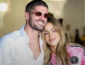 Tini Stoessel y Rodrigo De Paul se casan en diciembre.