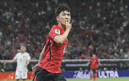 Hwang In-Beom de Corea del Sur la rompi� en el 2 a 1 frente a la Rep�blica Checa.