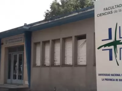 Un profesor le respondi� a una estudiante con una amenaza ligada a la dictadura