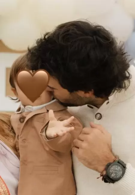 �Manu Urcera, Nicole Neumann y Cruz