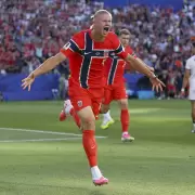 Noruega venció 4 a 1 a Irak con dos goles de Haaland en su debut mundialista