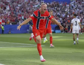 Erling Haaland y su debut goleador en copas del mundo