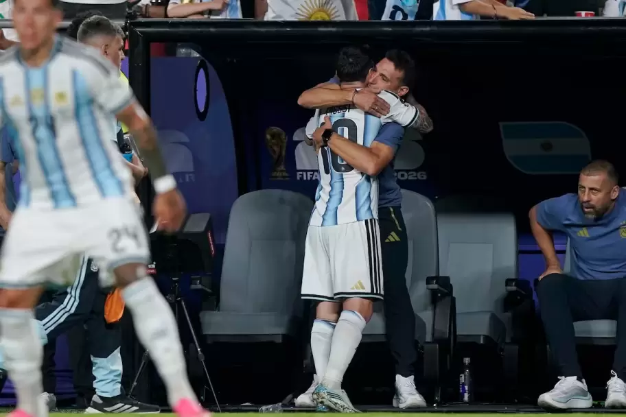 Messi convirti� tres goles contra Argelia en el debut de la Selecci�n en el Mundial 2026