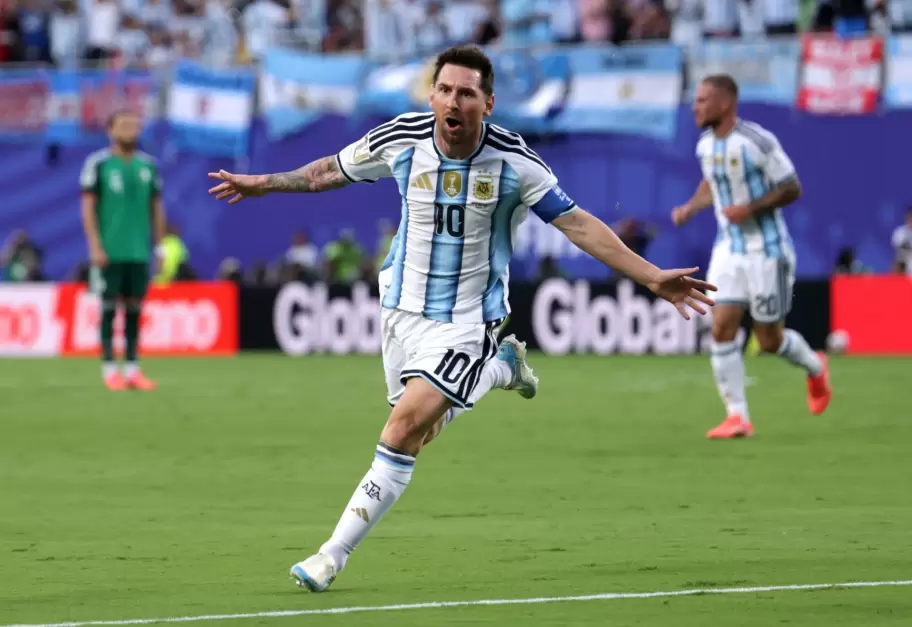 Messi convirti� tres goles contra Argelia en el debut de la Selecci�n en el Mundial 2026