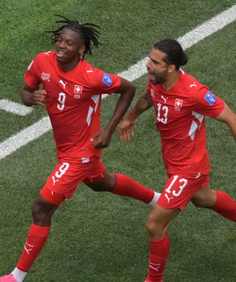 Suiza venci� 4 a 1 a Bosnia y Herzegovina.