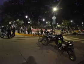 El tiroteo en la plaza Hip�lito Yrigoyen del Barrio Sur de San Miguel de Tucum�n podr�a haber terminado en una tragedia a�n peor.