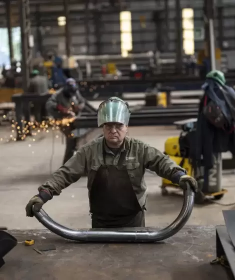 La producci�n manufacturera acumula una ca�da del 9,2% interanual y el empleo suma 13 trimestres consecutivos en retroceso