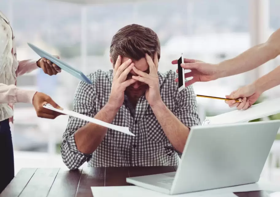 El 87% de los argentinos prioriza la paz mental sobre el ascenso laboral