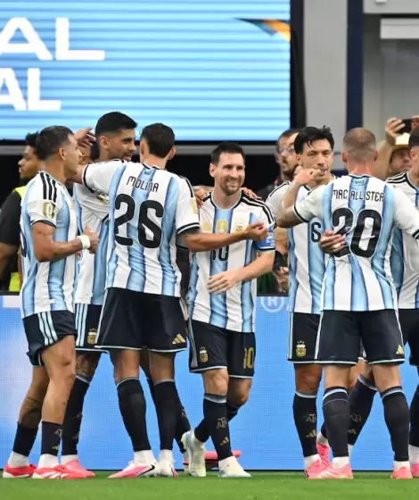 Argentina venci� a Austria con dos goles de Lionel Messi