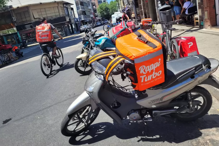 Crecen la informalidad y el subempleo en la Ciudad