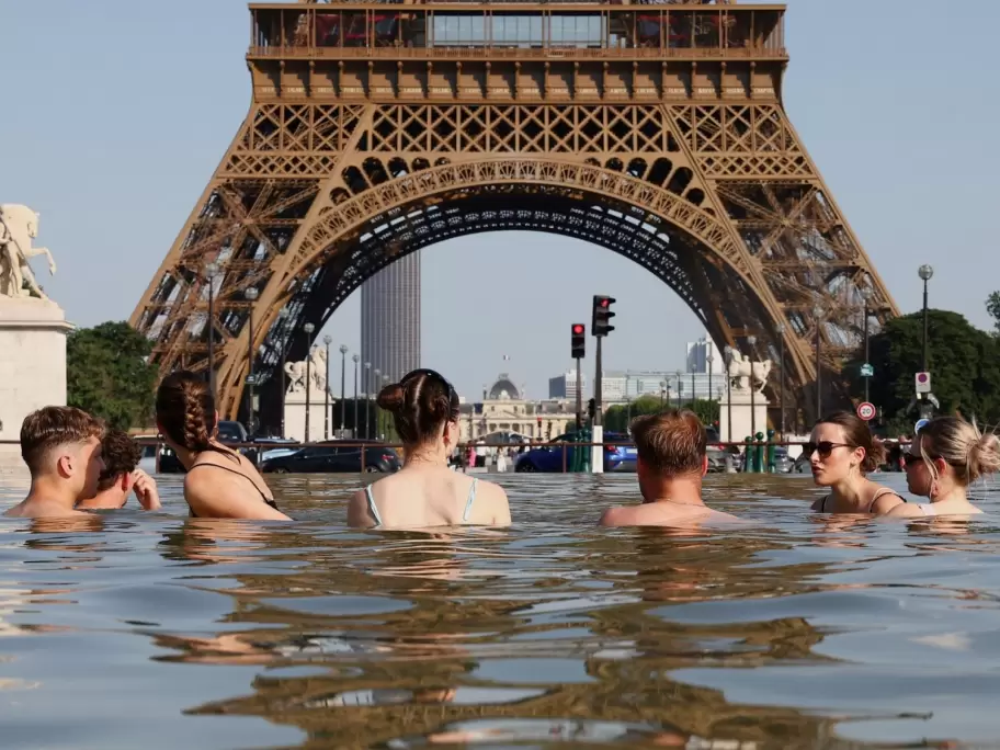 Francia bajo fuego: 40 muertos por ahogamiento y una ola de calor que ya se cobra vidas en toda Europa