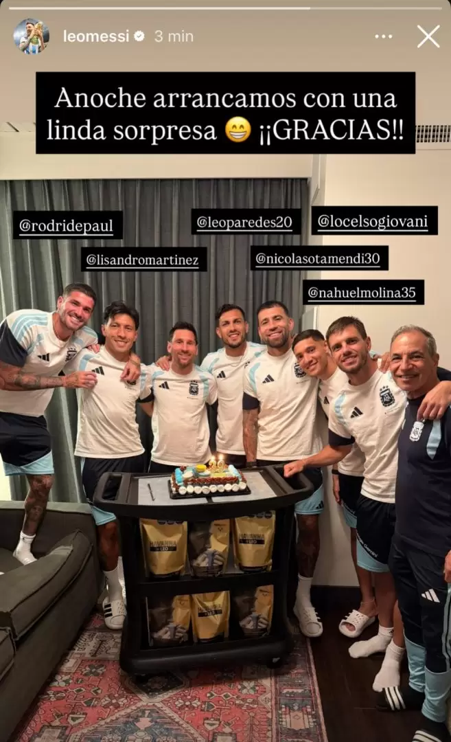 Lionel Messi festej� su cumplea�os con la Scaloneta