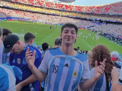 Valent�n Ariza, voluntario de FIFA en el Mundial