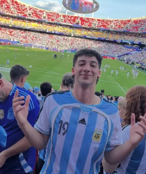 Valent�n Ariza, voluntario de FIFA en el Mundial