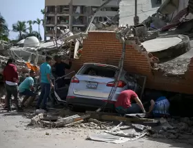 Una casa destru�da en La Guaira, Venezuela
