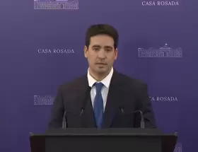 Adri�n Ravier, nuevo vocero presidencial