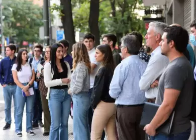 El problema ya no es conseguir trabajo, sino que el sueldo alcance