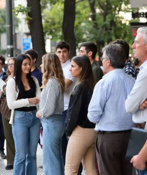 El problema ya no es conseguir trabajo, sino que el sueldo alcance