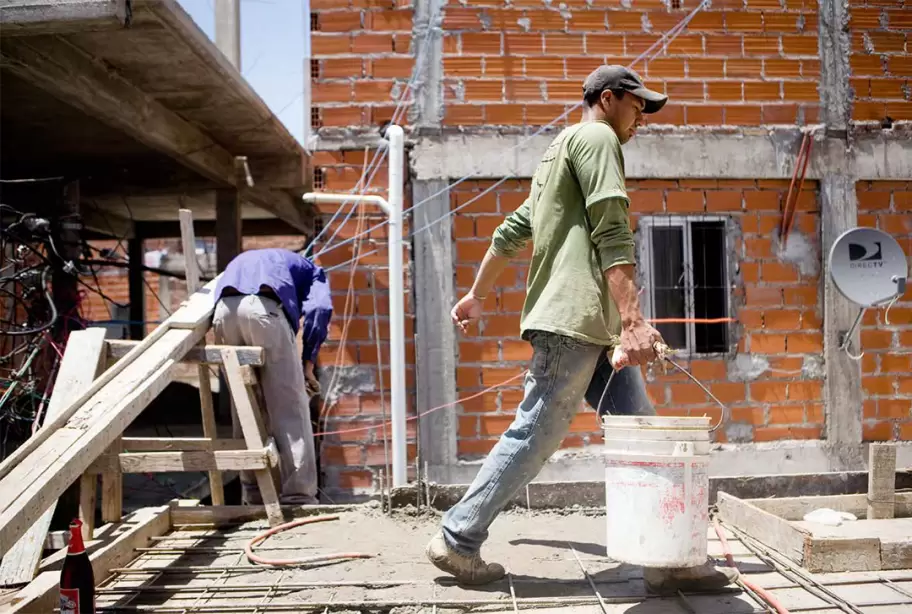 El problema ya no es conseguir trabajo, sino que el sueldo alcance