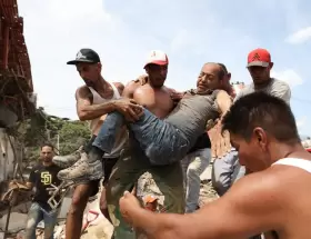 Los devastadores terremotos de magnitud 7,2 y 7,5 dejaron un escenario de destrucci�n masiva.