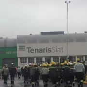 Efectos de la pelea entre Milei y Paolo Rocca: Tenaris de Techint ech� a 150 empleados en el sur bonaerense