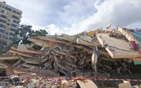 Ya son 1.943 muertos, 10.571 heridos, 15.866 damnificados y m�s de 42.000 personas contin�an desaparecidas tras los terremotos en Venezuela