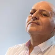 Falleció Santiago Ríos a los 71 años: de sus primeras apariciones en Cha Cha Cha hasta su papel en 1978