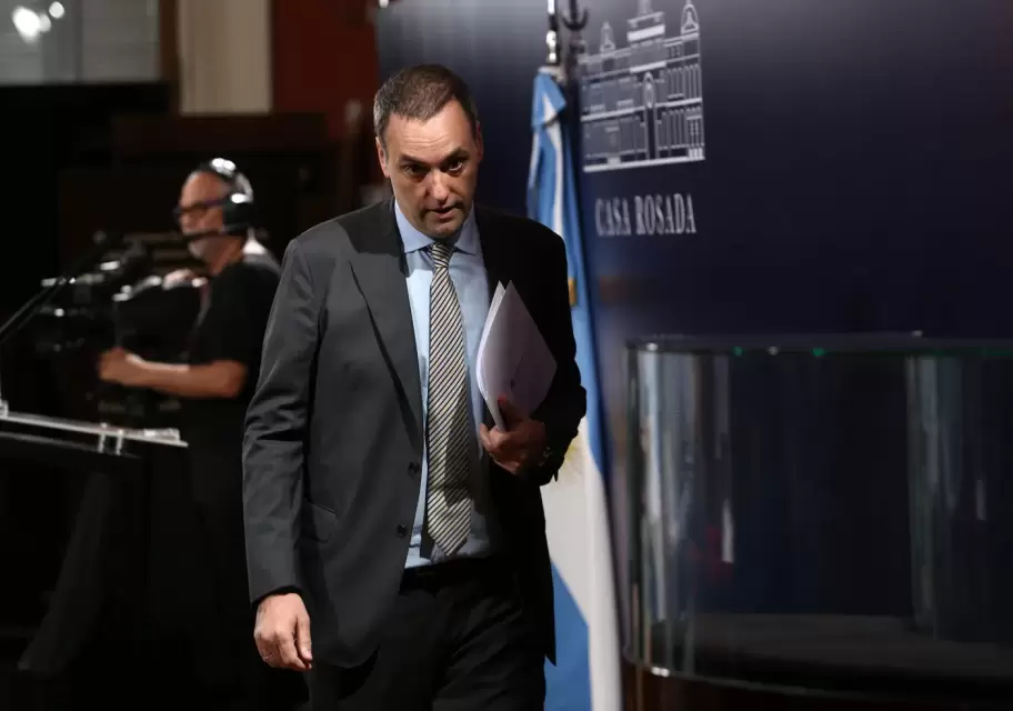 Manuel Adorni