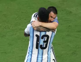 Lionel Messi puso la pelota en la cabeza de "El Cuti" Romero y logr� poner el 3 a 2, que termin� con la pesadilla que fue Cabo Verde.