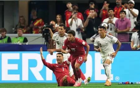 Espa�a no se rindi� nunca: un gol ag�nico de Mikel Merino le puso suspenso a un partidazo ante Portugal