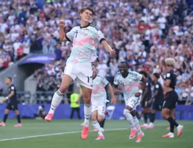 B�lgica termin� con el sue�o americano: venci� 4 a 1 a Estados Unidos y lo dej� afuera de su mundial.